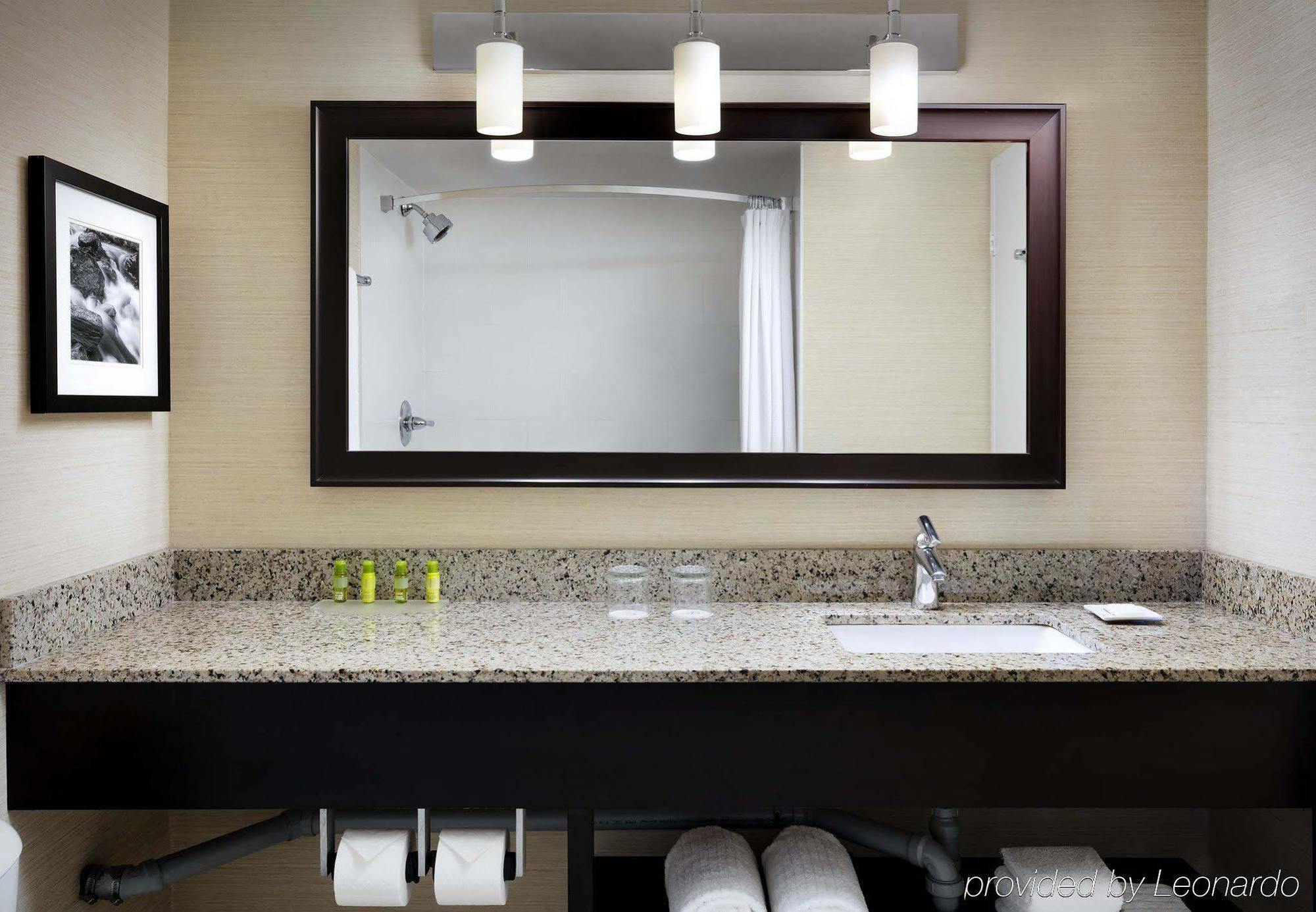 Delta Hotels By Marriott Sault Ste. Marie Waterfront Extérieur photo